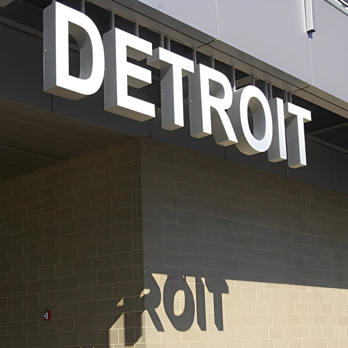 Illuminated Acrylic Channel Letters