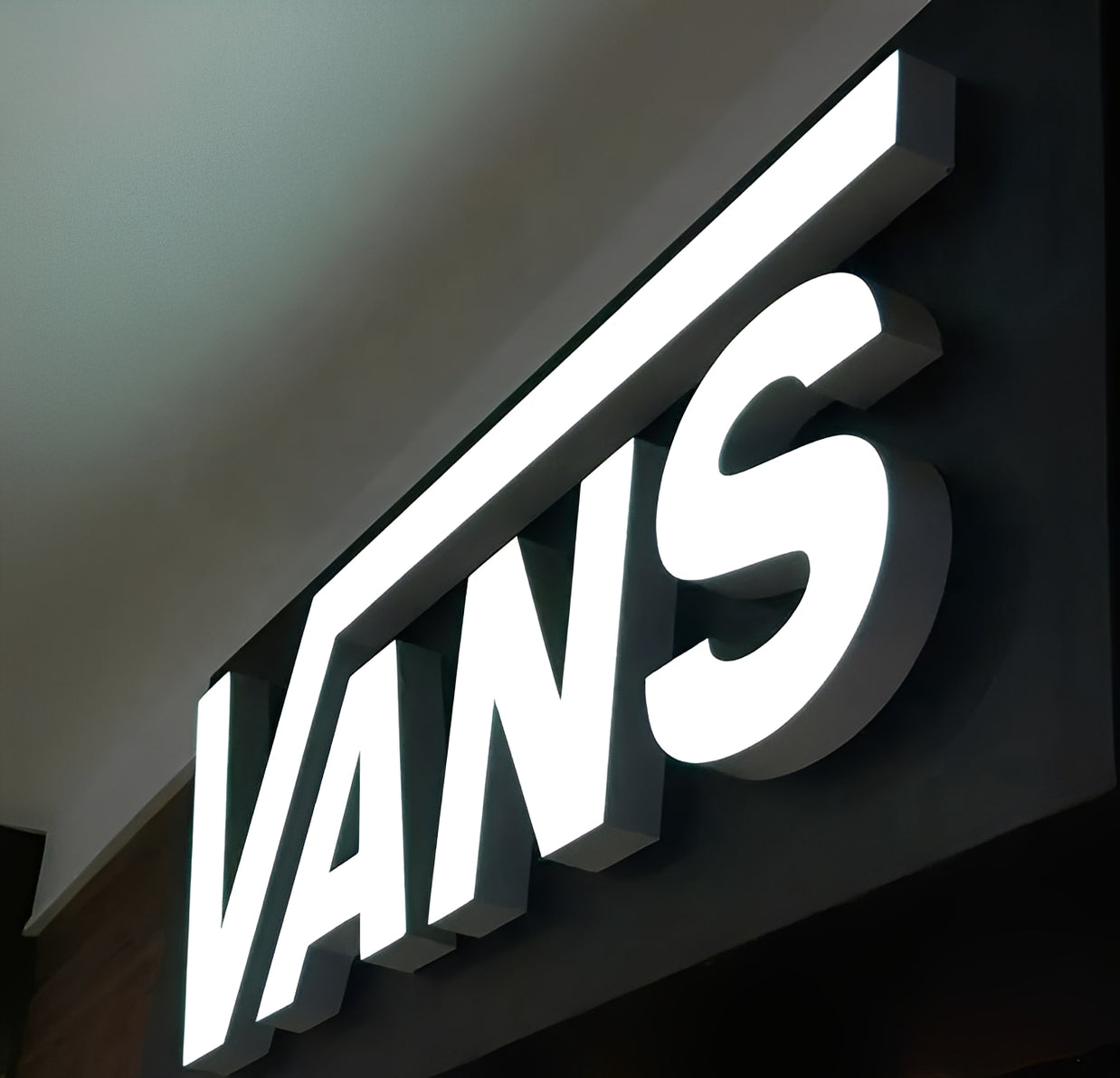Illuminated Acrylic Channel Letters